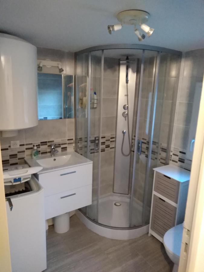 Studio Faillant Lorgues Spa Privatif Avec Superbe Piscine Εξωτερικό φωτογραφία